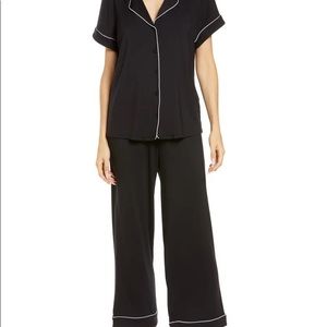 Nordstrom Moonlight Eco Crop Pyjamas black in size Medium